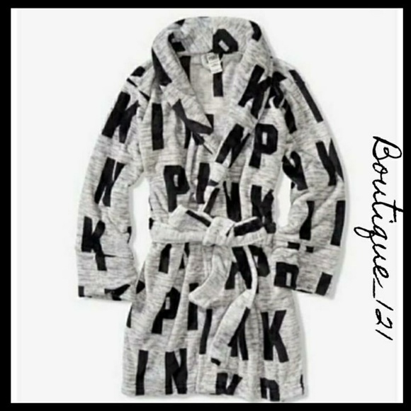 PINK Victoria's Secret Other - PINK Plush Logo Robe!
